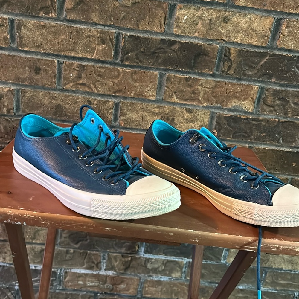Like new cons low top